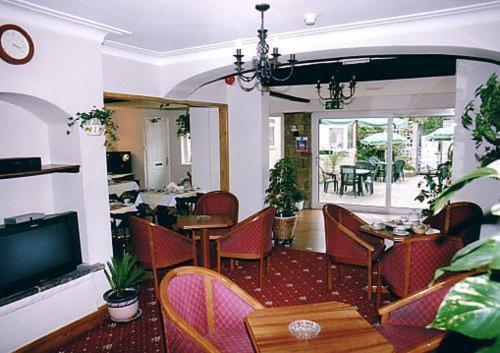Nonsuch Park Hotel Epsom Exterior foto